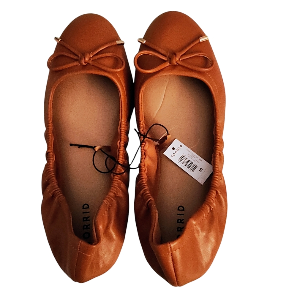 Torrid Women's Scrunch Cognac Ballet Flats with Bow-New-Size 10